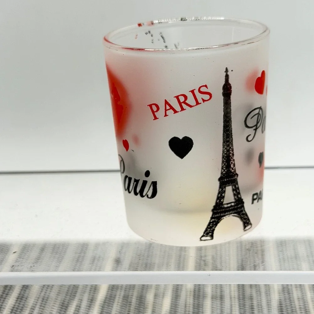Paris Souvenir Shot Glass Frosted Eiffel Tower Hearts Lips Red‎ Black White